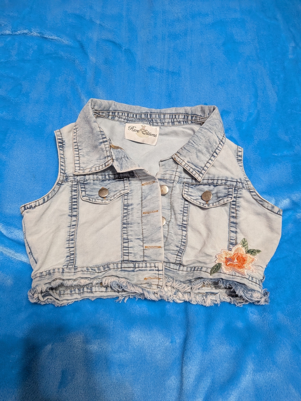 💙 Embroidered Denim Vest 💙